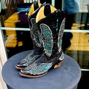 Corral Western Boots (Turquoise Cross w/ Wings)